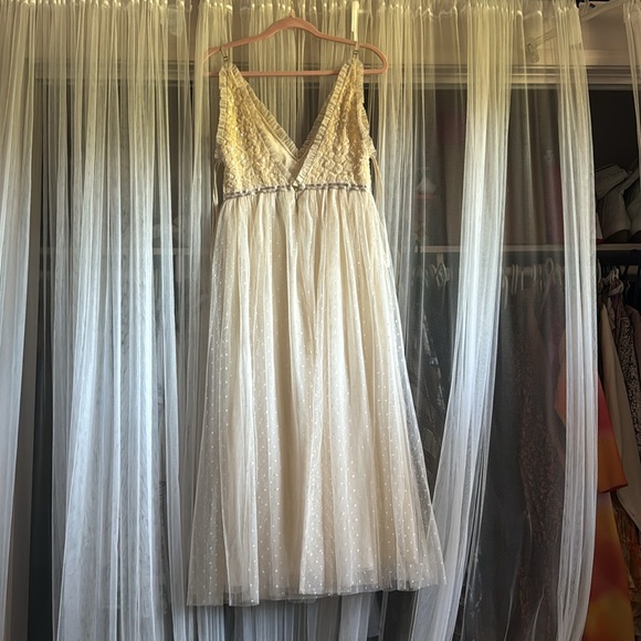 cream ivory white needle & thread dress - Picture 2 of 3